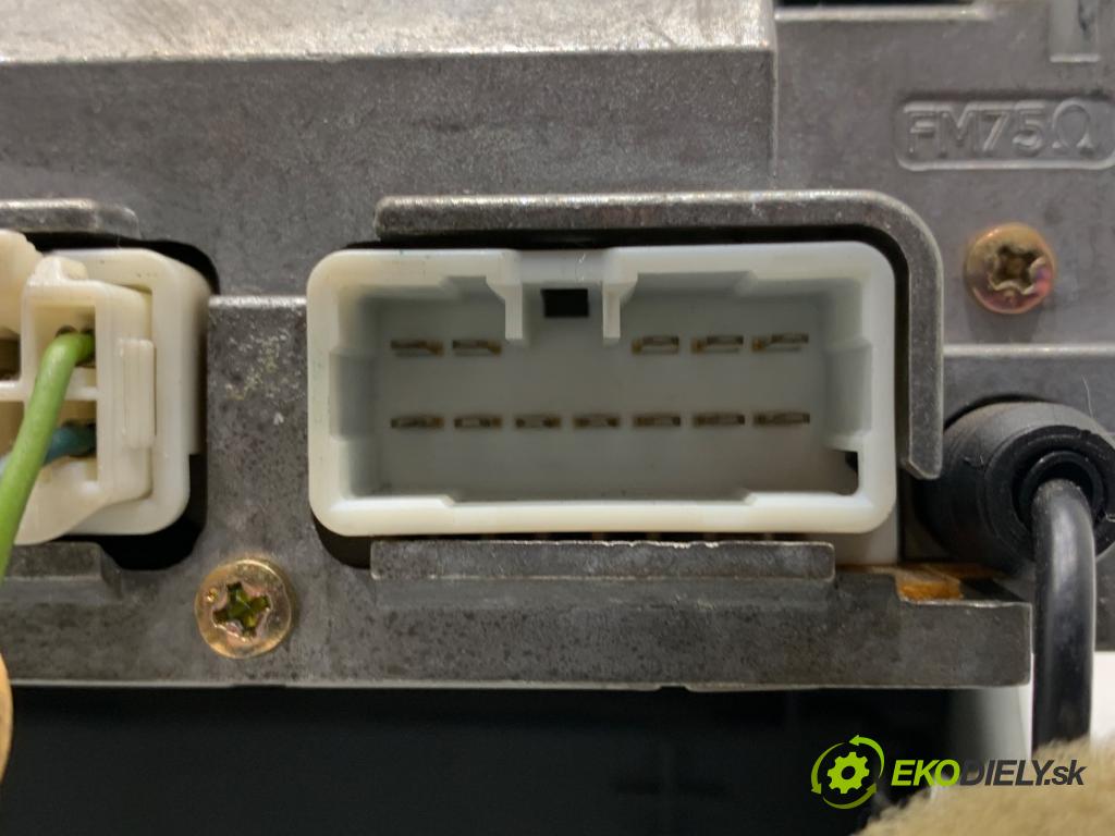 TOYOTA YARIS I liftback 2003 48 kW 1.0 (SCP10_) 998 RADIO 86120-0D140 (Audio zařízení)