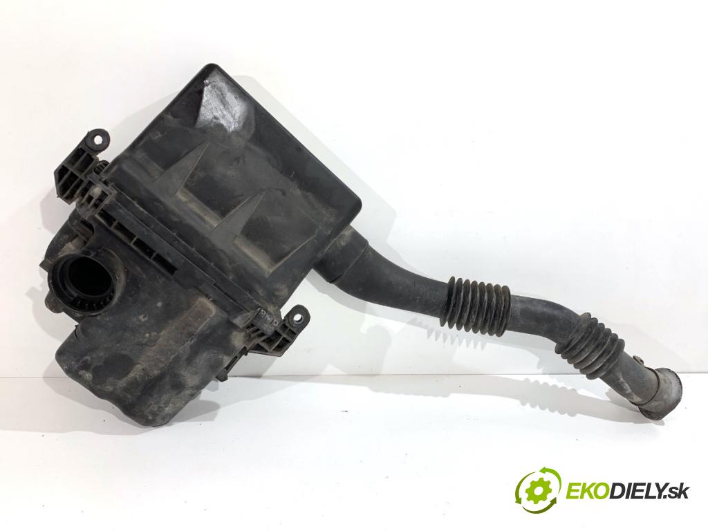 TOYOTA YARIS I liftback 2003 48 kW 1.0 (SCP10_) 998 Obal filtra vzduchu 0J01 (Obal vzduchového filtra)