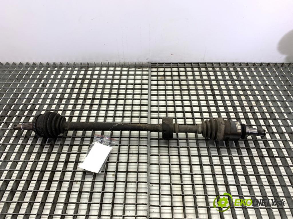 TOYOTA YARIS I liftback 2003 48 kW 1.0 (SCP10_) 998 Poloos pravy predný 