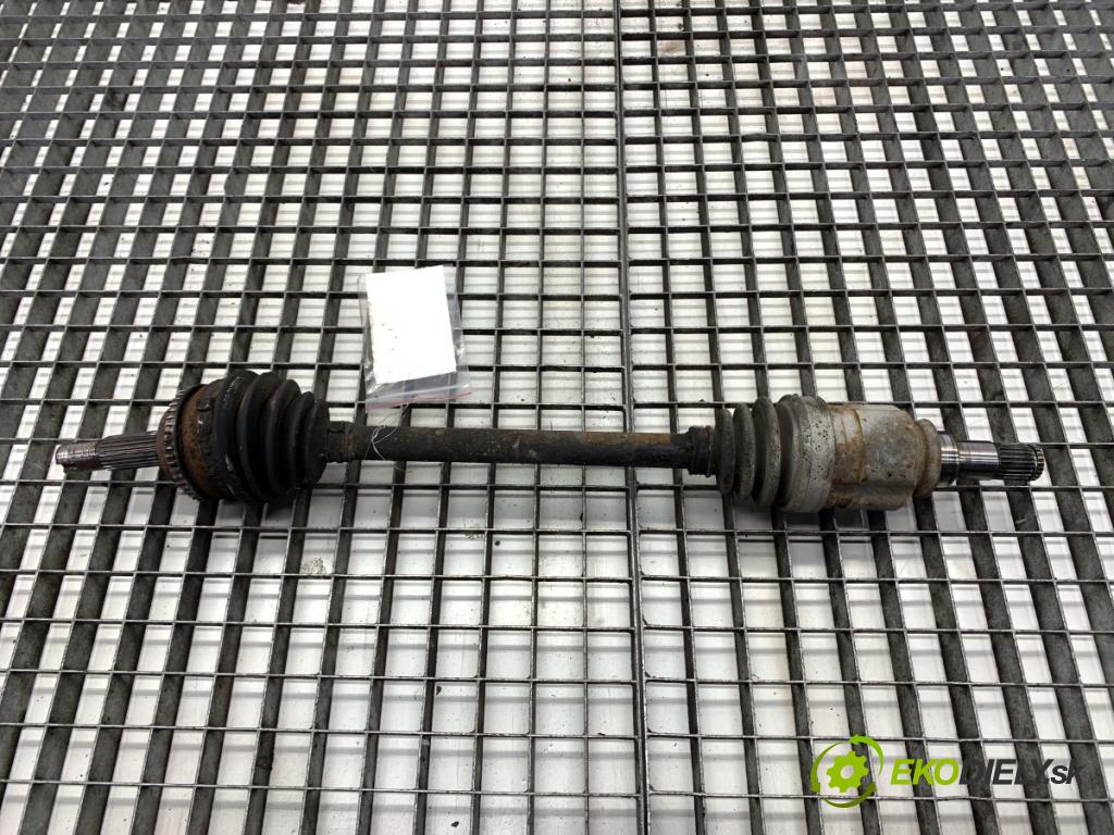 TOYOTA YARIS I liftback 2003 48 kW 1.0 (SCP10_) 998 Poloos ľavy predný 