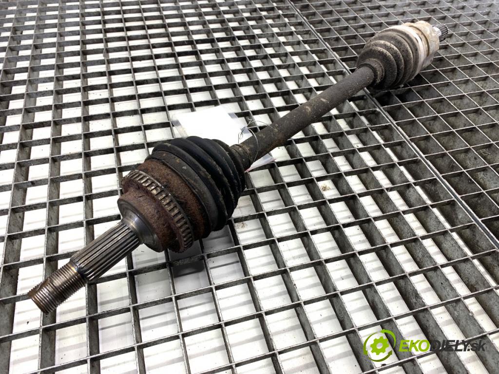 TOYOTA YARIS I liftback 2003 48 kW 1.0 (SCP10_) 998 Poloos ľavy predný