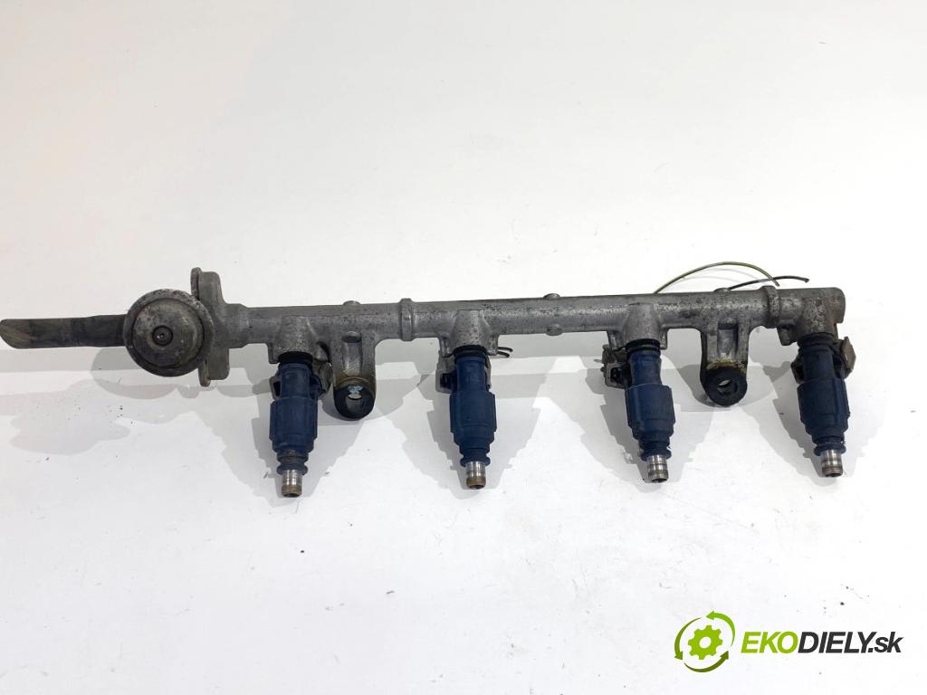 TOYOTA YARIS I liftback 2003 48 kW 1.0 (SCP10_) 998 Lišta vstrekovacia 0280156067 (Vstrekovacia lišta)