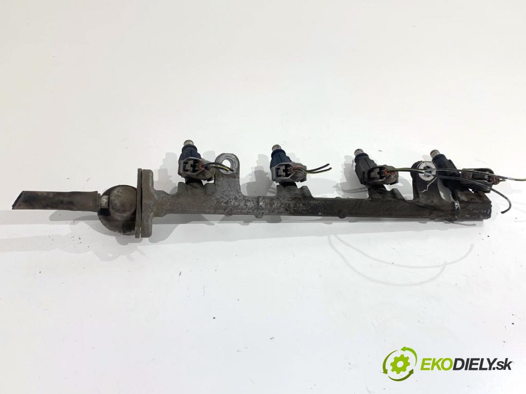 TOYOTA YARIS I liftback 2003 48 kW 1.0 (SCP10_) 998 Lišta vstrekovacia 0280156067 (Vstrekovacia lišta)