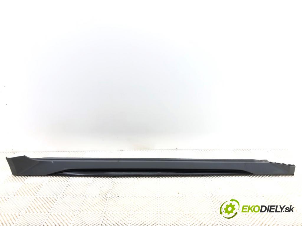 AUDI A6 C8 Kombi 2022 441 kW RS6 Mild Hybrid quattro 3996 Lišta prahová pravy RS6 