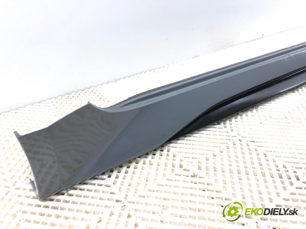 AUDI A6 C8 Kombi 2022 441 kW RS6 Mild Hybrid quattro 3996 Lišta prahová pravy RS6