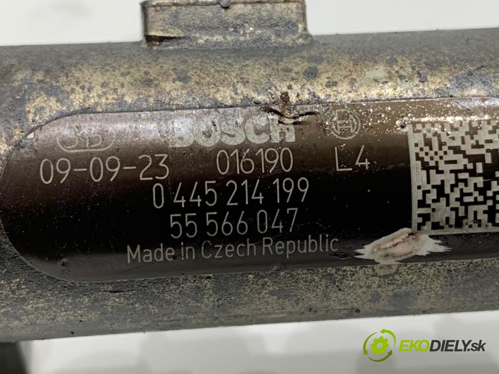 OPEL INSIGNIA A liftback 2009 118 kW 2.0 CDTI (68) 1956 lišta vstřikovací 55566047 (Vstřikovací lišta)