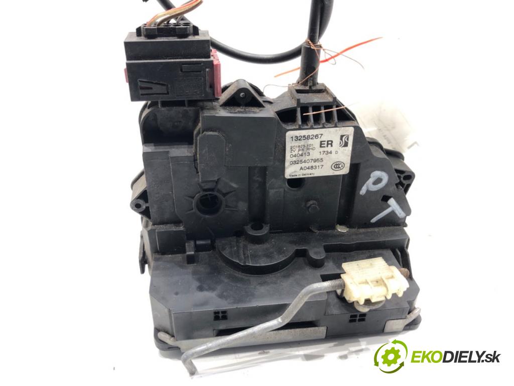 OPEL CORSA D liftback 2013 63 kW 1.2 (L08, L68) 1229 zámok dveře pravý zadní část 13258267