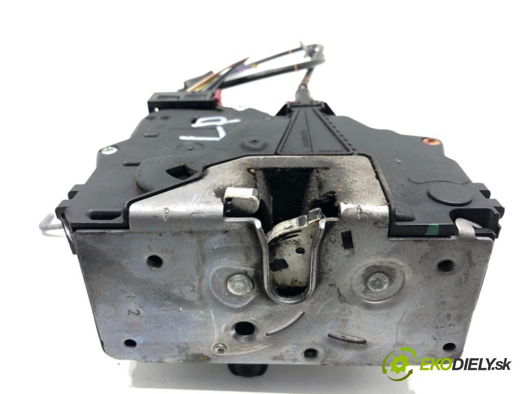 OPEL CORSA D liftback 2013 63 kW 1.2 (L08, L68) 1229 zámok dveře levý přední část 13258271