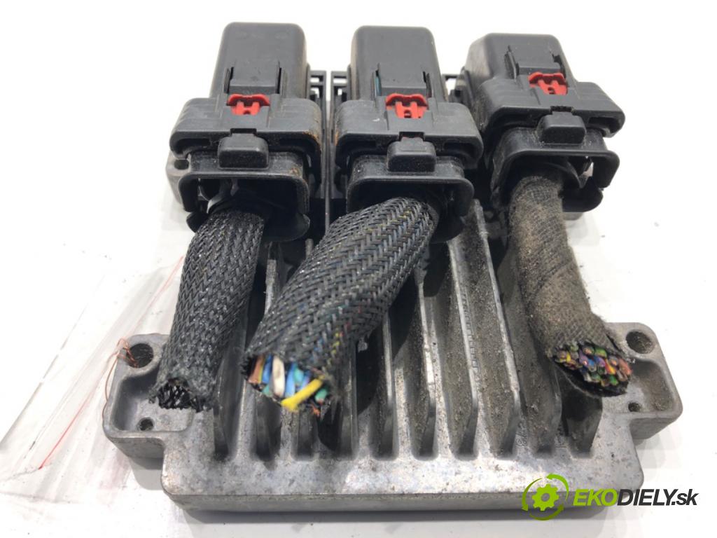 OPEL CORSA D liftback 2013 63 kW 1.2 (L08, L68) 1229 riadiaca jednotka Motor 55594571 (Riadiaca jednotka)