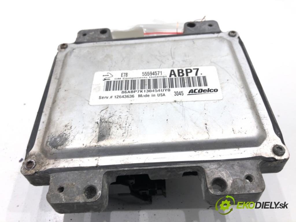 OPEL CORSA D liftback 2013 63 kW 1.2 (L08, L68) 1229 riadiaca jednotka Motor 55594571 (Riadiaca jednotka)