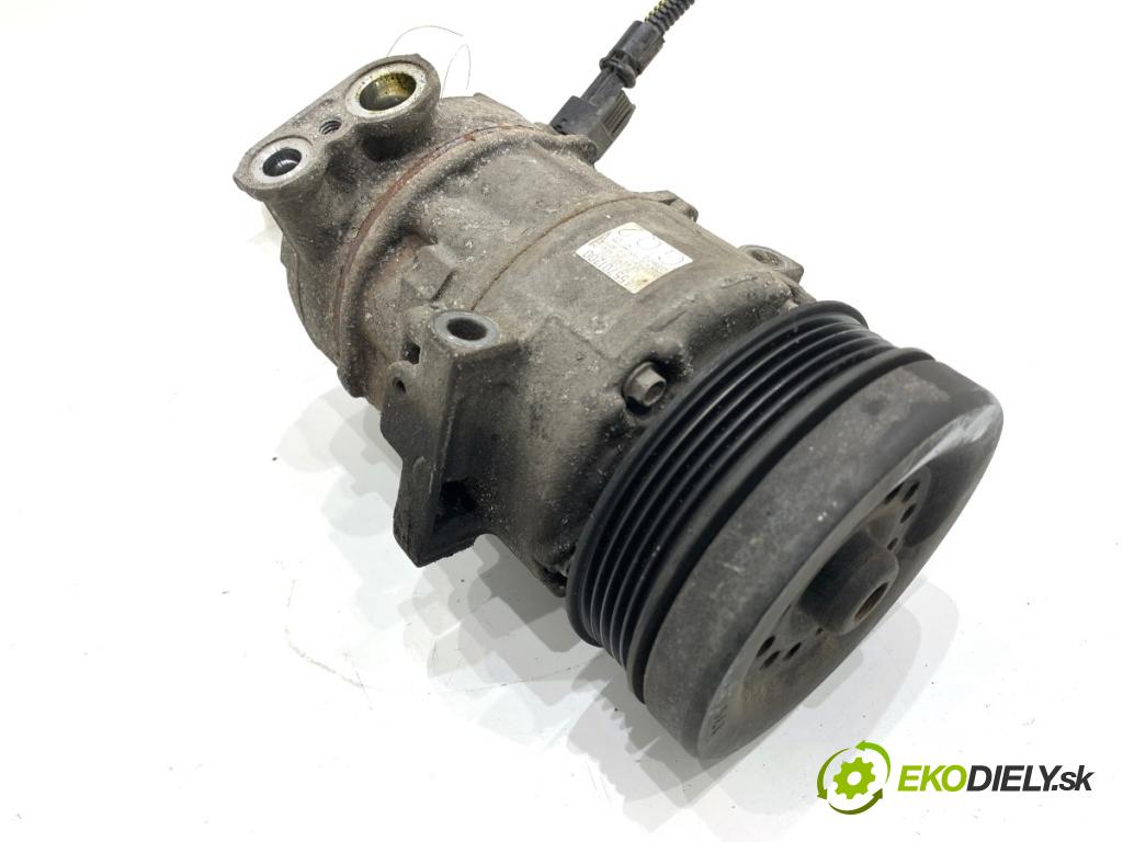 OPEL CORSA D liftback 2013 63 kW 1.2 (L08, L68) 1229 kompresor klimatizace 55701200 (Kompresor klimatizace)