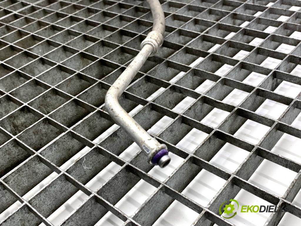 OPEL CORSA D liftback 2013 63 kW 1.2 (L08, L68) 1229 rúrka klimatizace  (Trubka klimatizace)