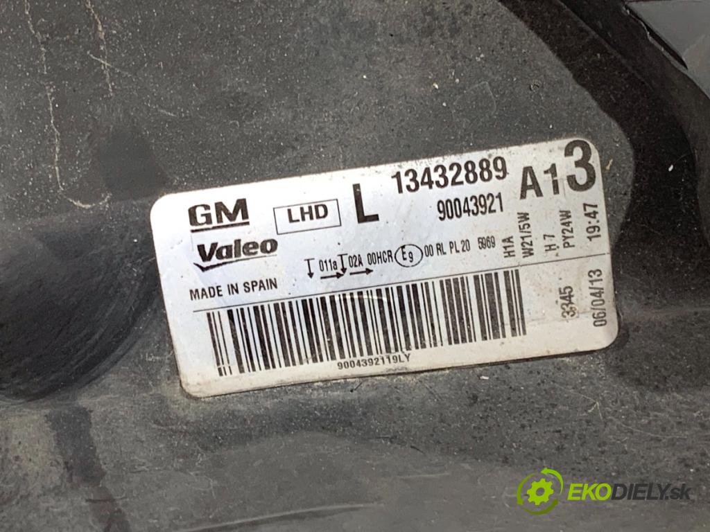OPEL CORSA D liftback 2013 63 kW 1.2 (L08, L68) 1229 Svetlomet ľavy predný 13432889