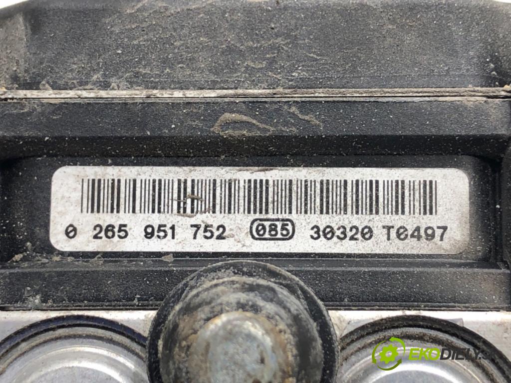 OPEL CORSA D liftback 2013 63 kW 1.2 (L08, L68) 1229 Pumpa ABS 13350598 (Pumpa ABS)