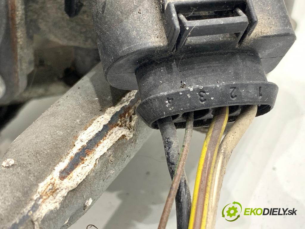 OPEL CORSA D liftback 2013 63 kW 1.2 (L08, L68) 1229 Mechanizmus stieračov predný 13182340 (Motorček stieračov predný)