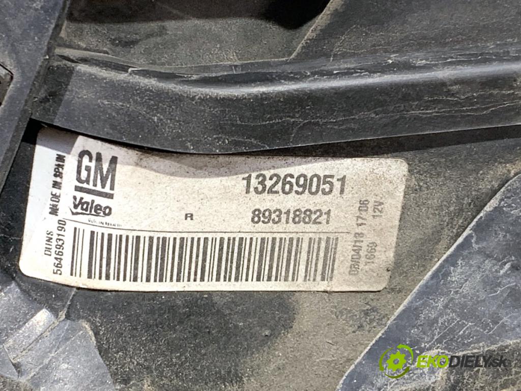 OPEL CORSA D liftback 2013 63 kW 1.2 (L08, L68) 1229 Svetlo pravy zad 13269051