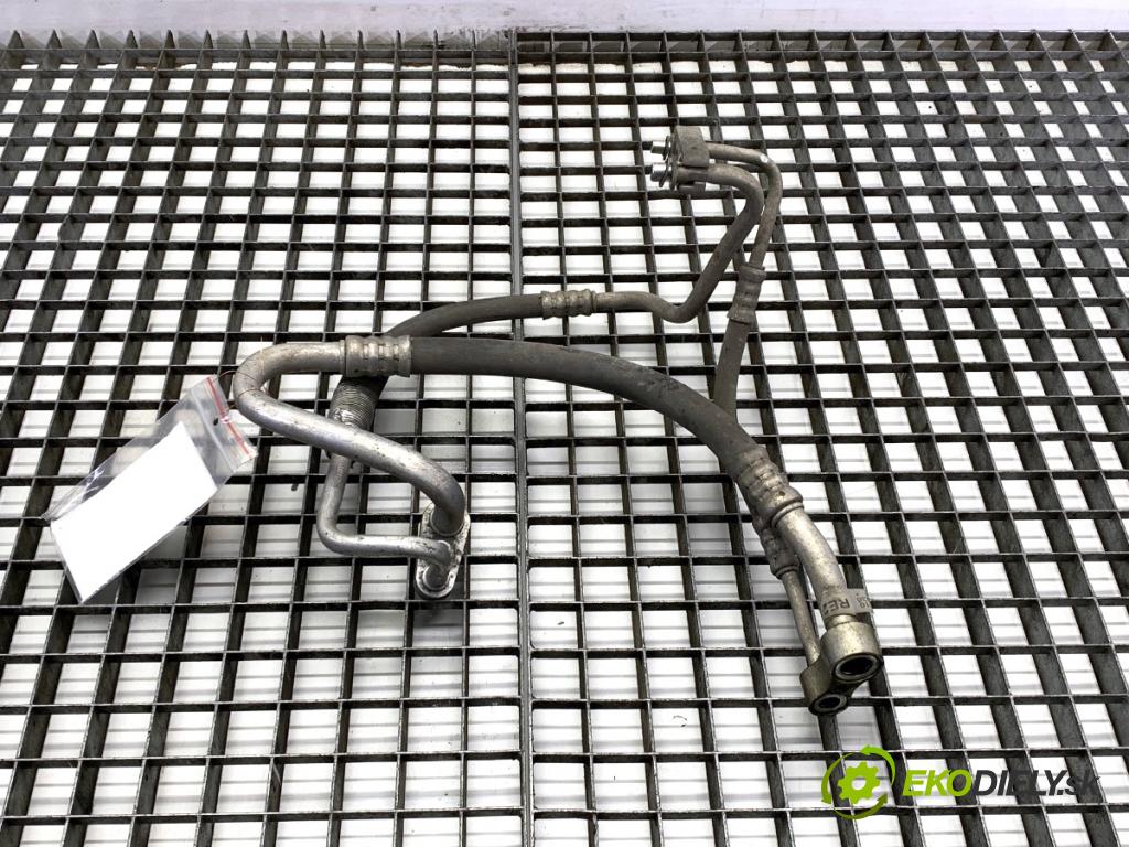 OPEL CORSA D liftback 2013 63 kW 1.2 (L08, L68) 1229 rúrka klimatizace  (Trubka klimatizace)