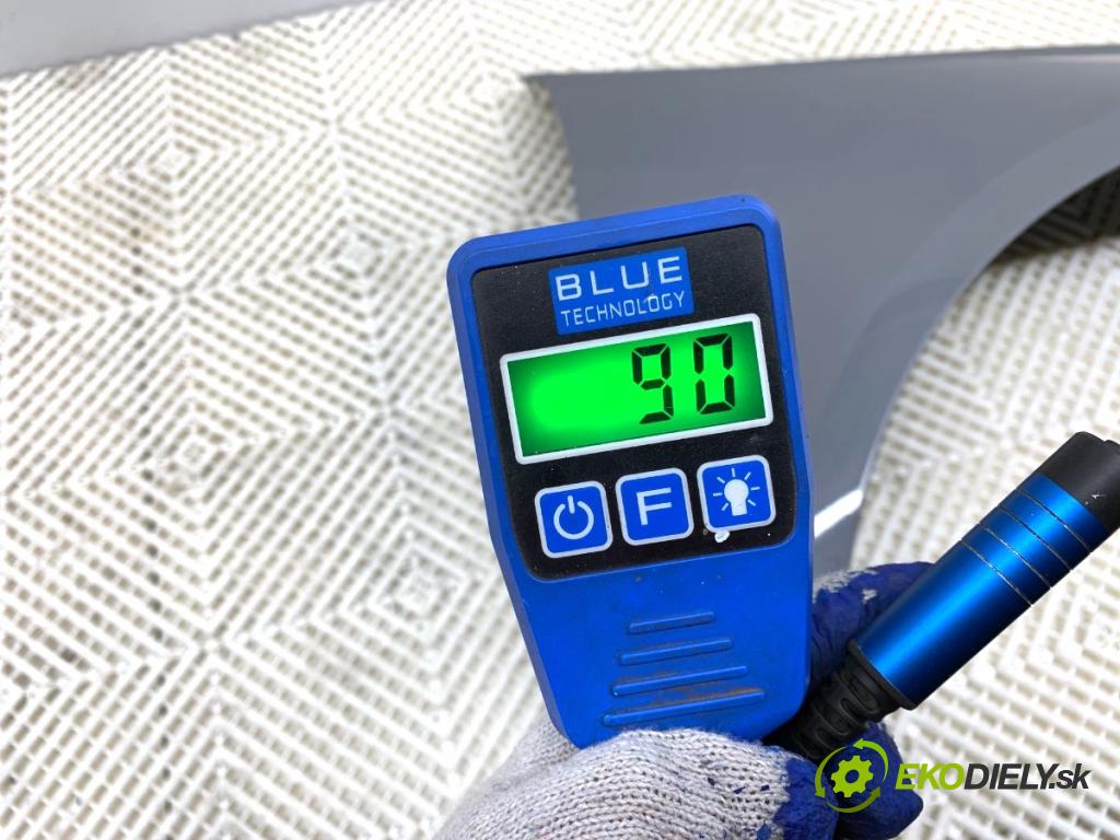 AUDI A6 C8 Kombi 2022 441 kW RS6 Mild Hybrid quattro 3996 Blatník pravy predný RS6 LY7C