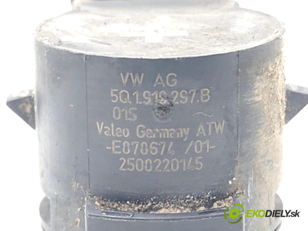 AUDI A6 C8 Kombi 2022 441 kW RS6 Mild Hybrid quattro 3996 Snímač PDC 5Q1919297B