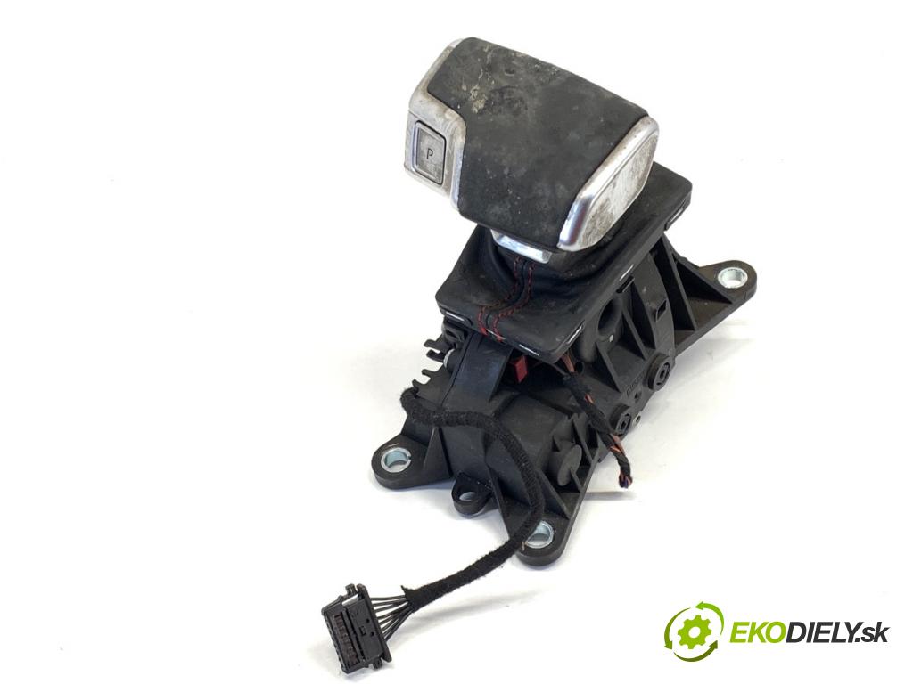 AUDI A6 C8 Kombi 2022 441 kW RS6 Mild Hybrid quattro 3996 Kulisa 4K1713041L (Rýchlostná páka (kulisa))