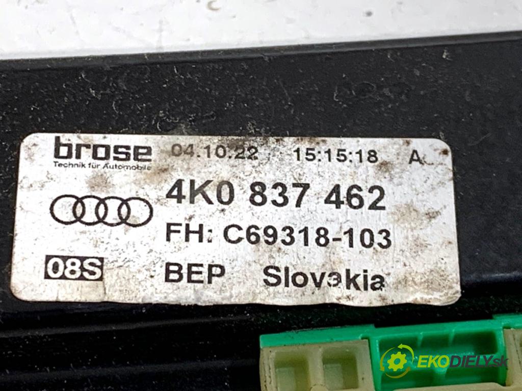 AUDI A6 C8 Kombi 2022 441 kW RS6 Mild Hybrid quattro 3996 mechanismus okna pravý přední část 4K0837462