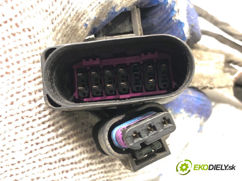 AUDI A6 C8 Kombi 2022 441 kW RS6 Mild Hybrid quattro 3996 Káblovačka PDC zad