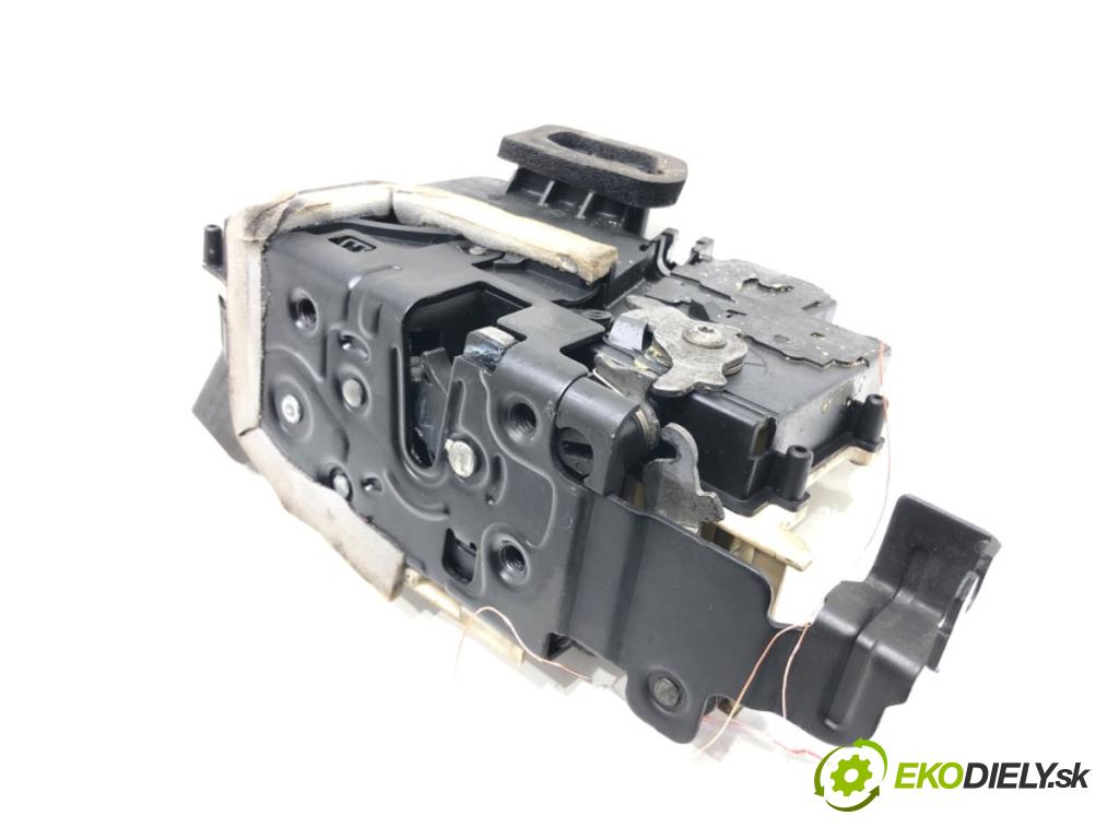 AUDI A6 C8 Kombi 2022 441 kW RS6 Mild Hybrid quattro 3996 zámok Dvere ľavy predný 4K1837015K