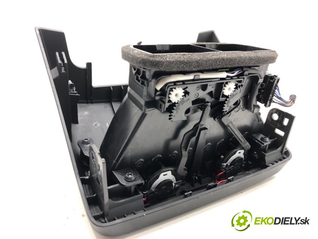 AUDI A6 C8 Kombi 2022 441 kW RS6 Mild Hybrid quattro 3996 mří topení zadní část 4K0819203A