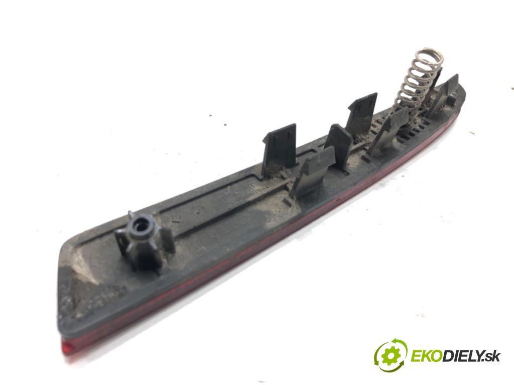 AUDI A6 C8 Kombi 2022 441 kW RS6 Mild Hybrid quattro 3996 světlo nárazníka levý zadní část reflexní 4K0945105