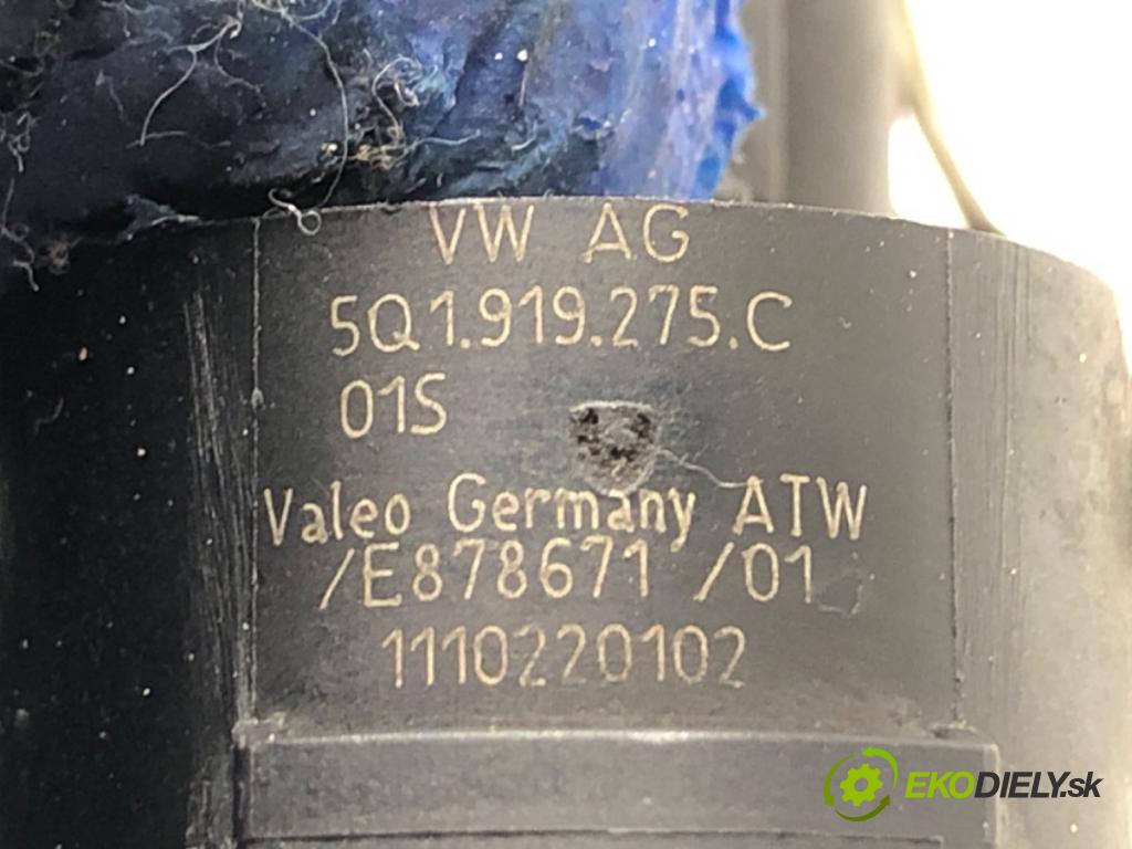 AUDI A6 C8 Kombi 2022 441 kW RS6 Mild Hybrid quattro 3996 snímač PDC 5Q1919275C