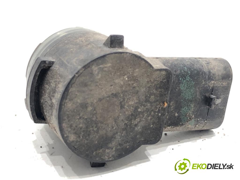 AUDI A6 C8 Kombi 2022 441 kW RS6 Mild Hybrid quattro 3996 snímač PDC 5Q1919275B