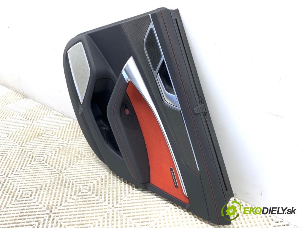 AUDI A6 C8 Kombi 2022 441 kW RS6 Mild Hybrid quattro 3996 ča dveře pravý zadní část Roleta