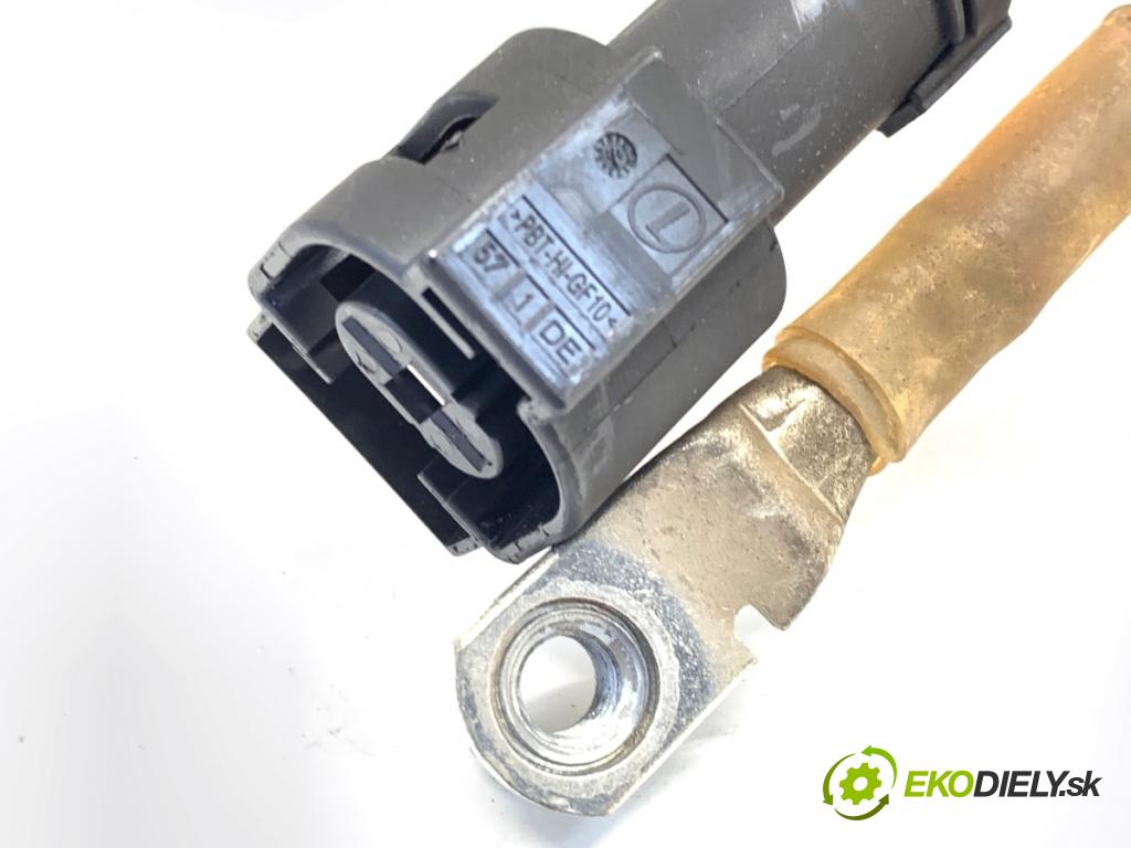 AUDI A6 C8 Kombi 2022 441 kW RS6 Mild Hybrid quattro 3996 Rúrka akumulátora 4K0971227A