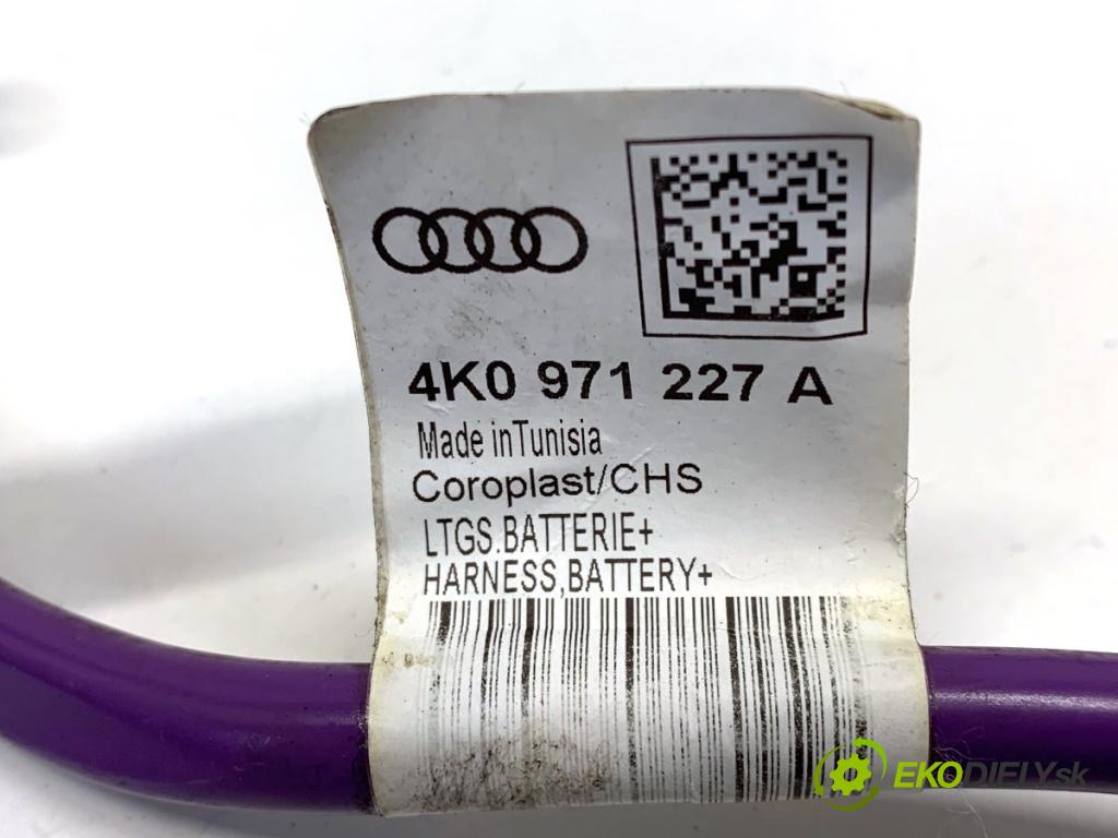 AUDI A6 C8 Kombi 2022 441 kW RS6 Mild Hybrid quattro 3996 Rúrka akumulátora 4K0971227A