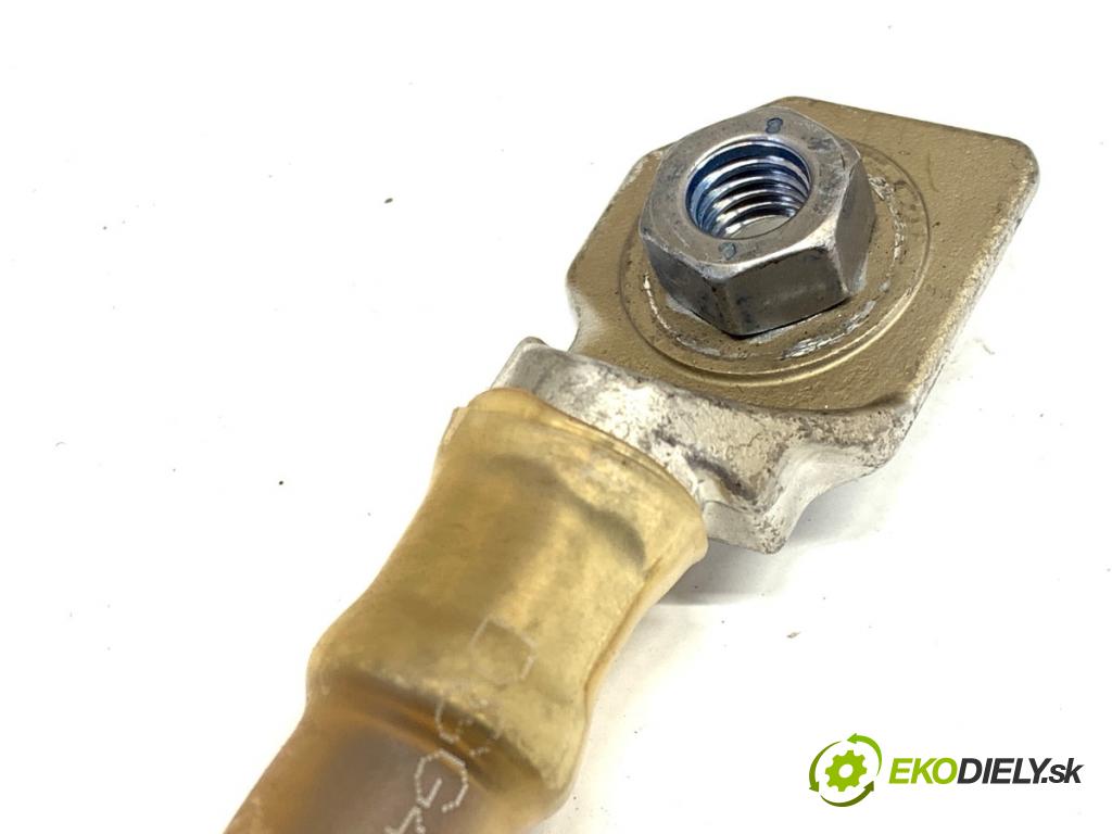 AUDI A6 C8 Kombi 2022 441 kW RS6 Mild Hybrid quattro 3996 Rúrka ZDROJ: 4K0971227H