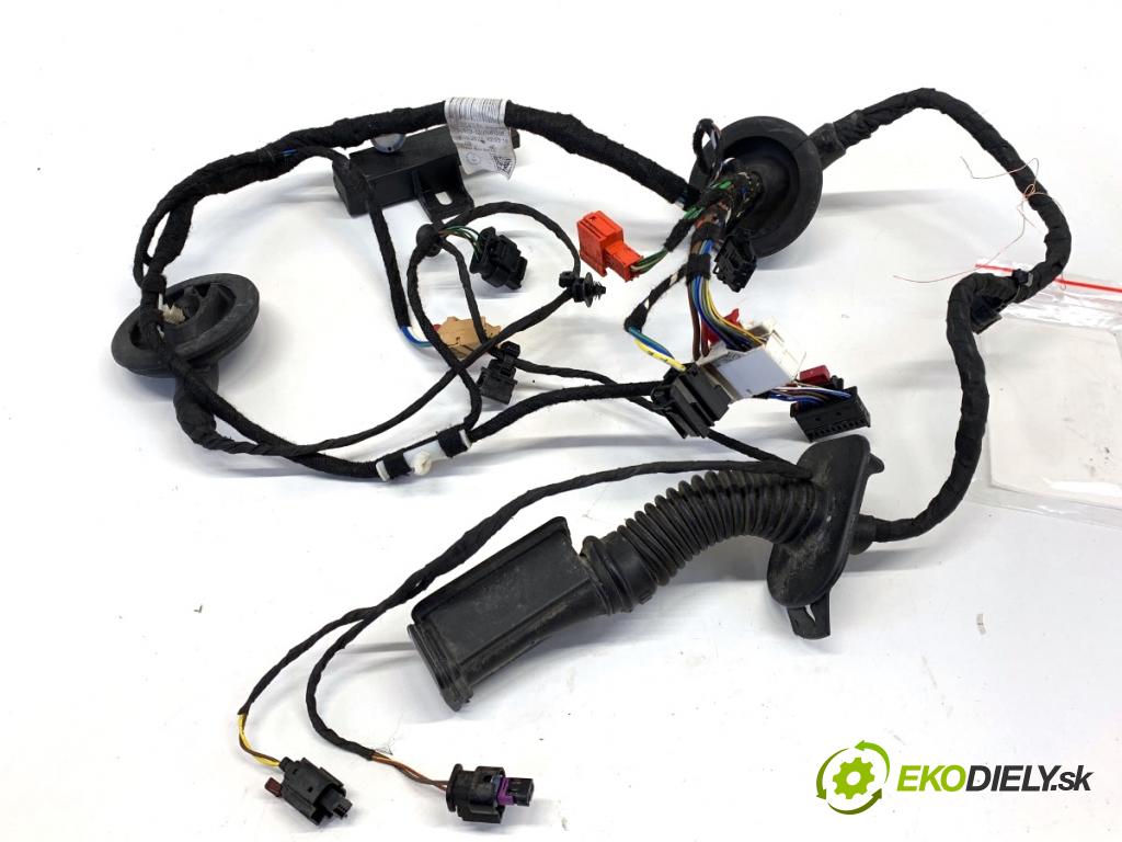 AUDI A6 C8 Kombi 2022 441 kW RS6 Mild Hybrid quattro 3996 Káblovačka Dvere zad pravy 4K5971687BR