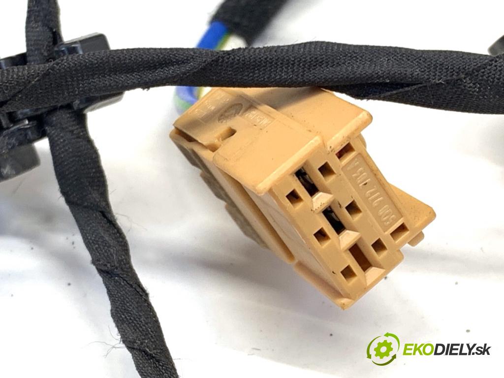 AUDI A6 C8 Kombi 2022 441 kW RS6 Mild Hybrid quattro 3996 Káblovačka Dvere zad pravy 4K5971687BR