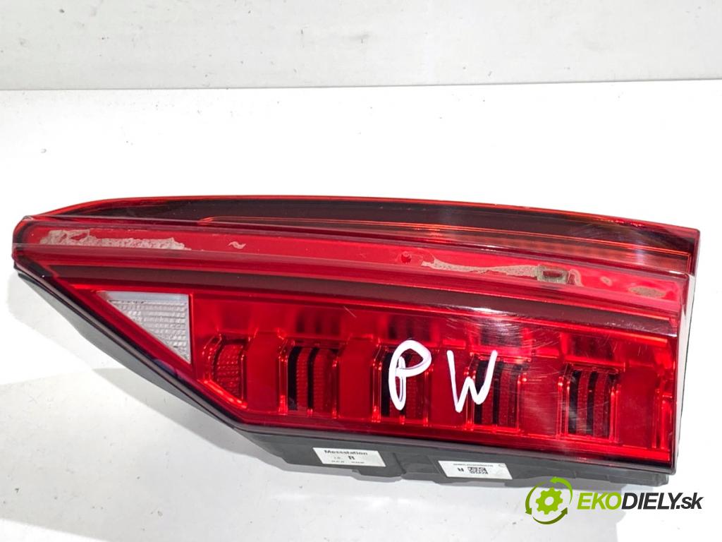AUDI A6 C8 Kombi 2022 441 kW RS6 Mild Hybrid quattro 3996 Svetlo zad pravá vnútorná 4K5945094C (Kľučka dverí ostatné)