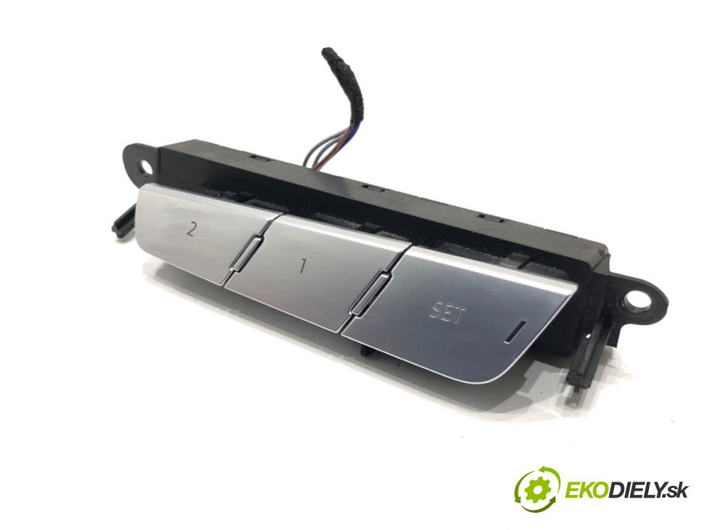 AUDI A6 C8 Kombi 2022 441 kW RS6 Mild Hybrid quattro 3996 Prepínač pamäte sedačky 4K0959769A