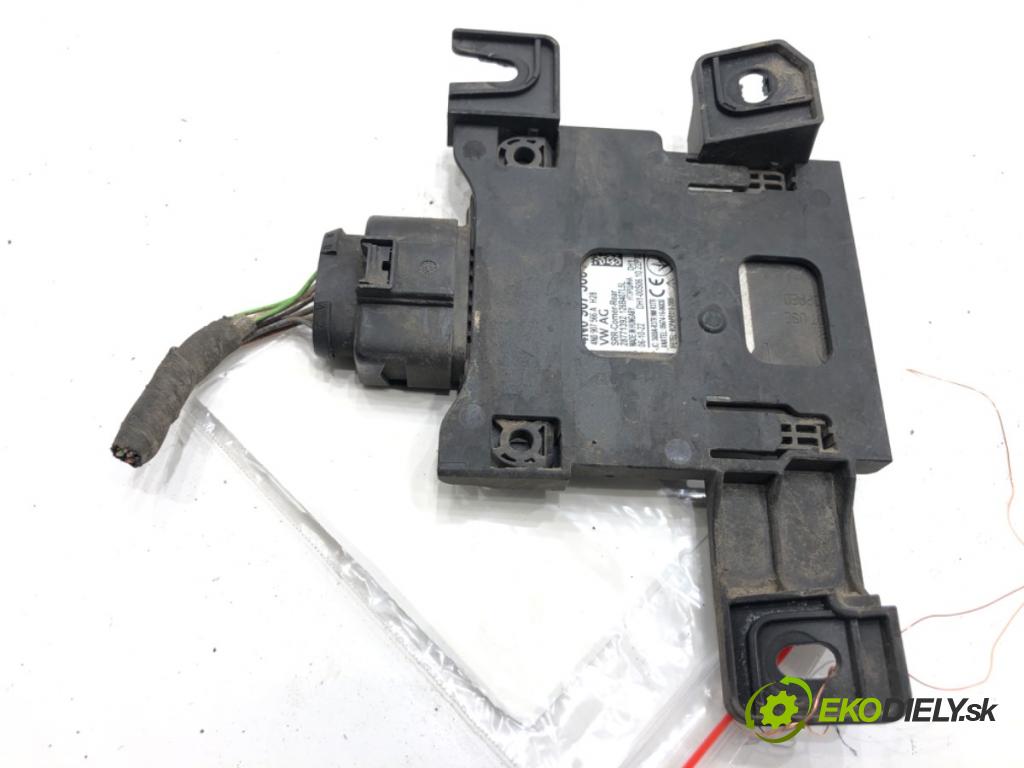 AUDI A6 C8 Kombi 2022 441 kW RS6 Mild Hybrid quattro 3996 RADAR: ASYSTENT: PASA 4N0907566A