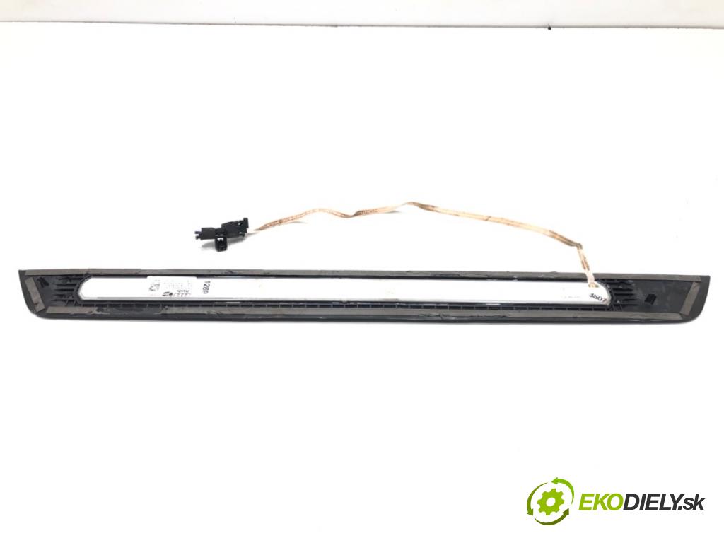 AUDI A6 C8 Kombi 2022 441 kW RS6 Mild Hybrid quattro 3996 Lišta Násada prahu predný pravá 4K0947406B