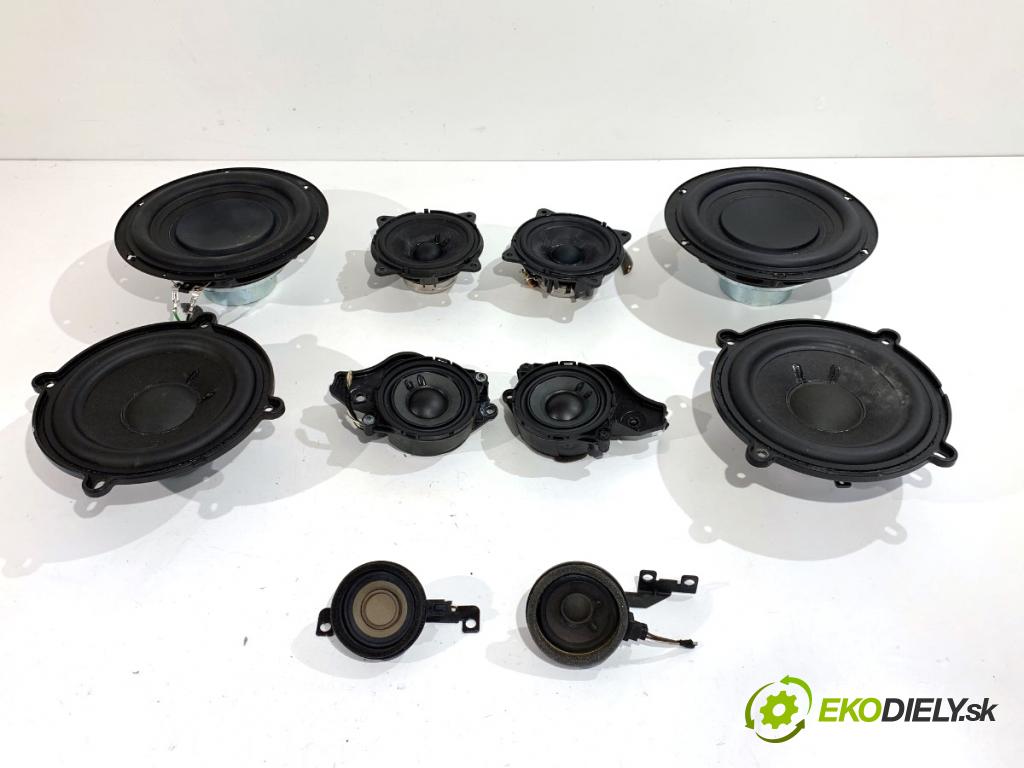 AUDI A6 C8 Kombi 2022 441 kW RS6 Mild Hybrid quattro 3996 reproduktory 4K9035826 4K0035710