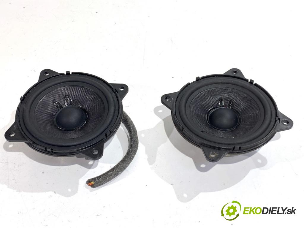 AUDI A6 C8 Kombi 2022 441 kW RS6 Mild Hybrid quattro 3996 reproduktory 4K9035826 4K0035710