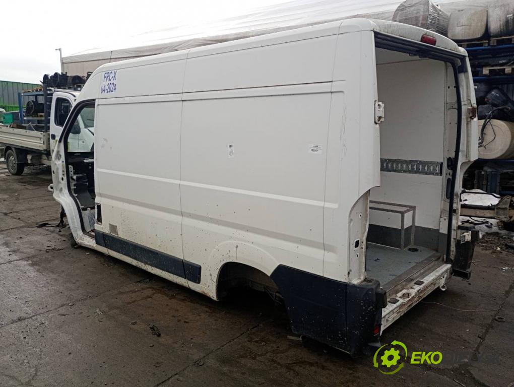 CITROEN JUMPER II Platforma / podwozie 2018 96 kW 2.0 BlueHDi 130 1997 karoséria ČTVRŤÁK: PODŁUŻNICA ľavy pravy strecha 