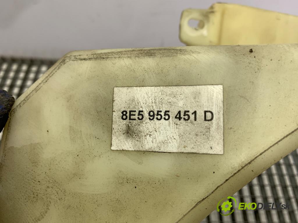 AUDI A4 B6 sedan 2000 96 kW 2.0 1984 Nádržka ostrekovačov 8E5955451D