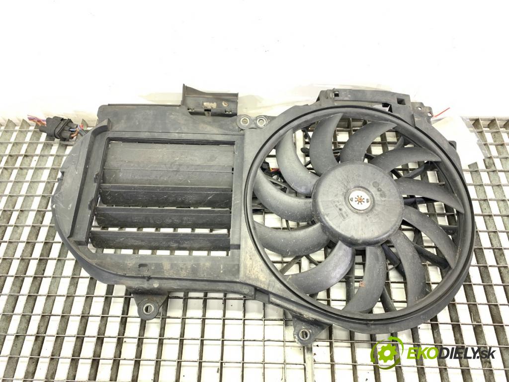 AUDI A4 B6 sedan 2000 96 kW 2.0 1984 Ventilátor chladiča 8E0121205 (Ventilátor)