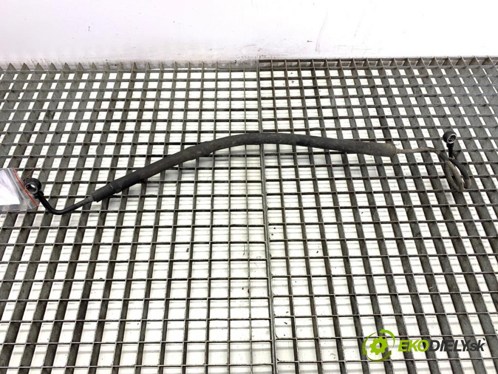 AUDI A4 B6 sedan 2000 96 kW 2.0 1984 hadice servočerpadlo  (Trubka servo čerpadla)