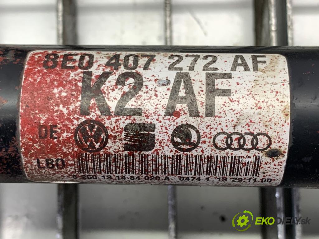 AUDI A4 B6 sedan 2000 96 kW 2.0 1984 poloos pravý přední část 8E0407272AF