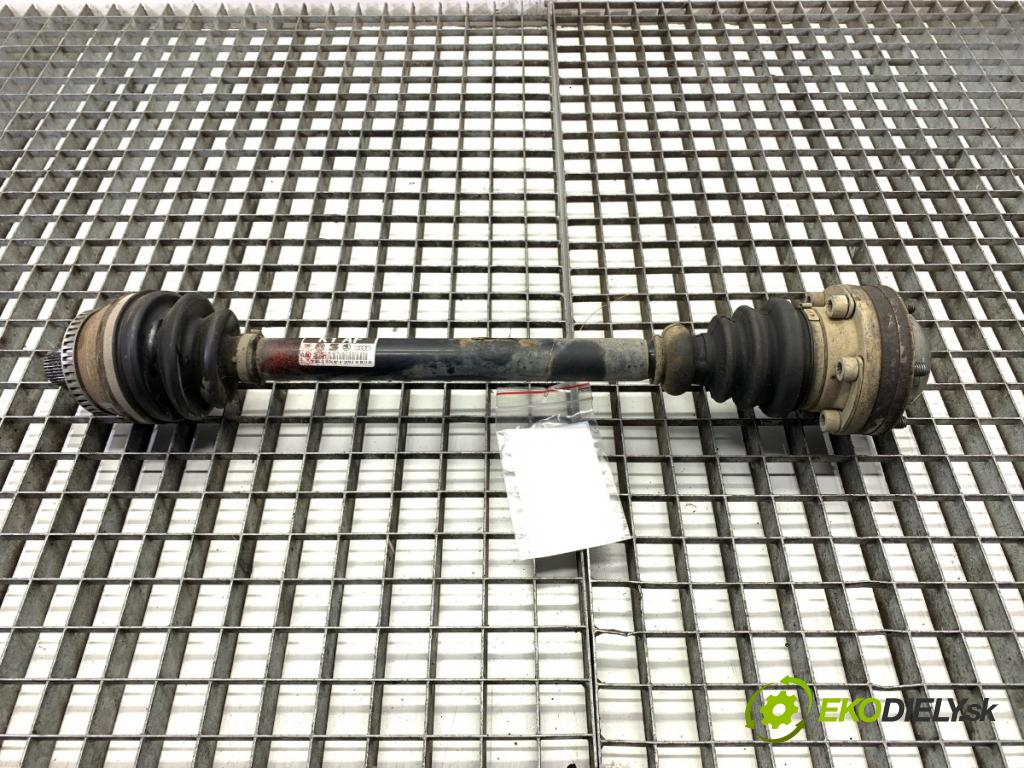 AUDI A4 B6 sedan 2000 96 kW 2.0 1984 Poloos ľavy predný 8E0407271AF