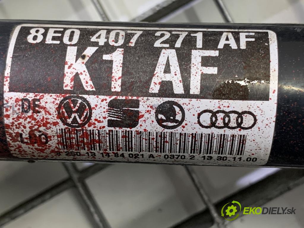 AUDI A4 B6 sedan 2000 96 kW 2.0 1984 poloos levý přední část 8E0407271AF